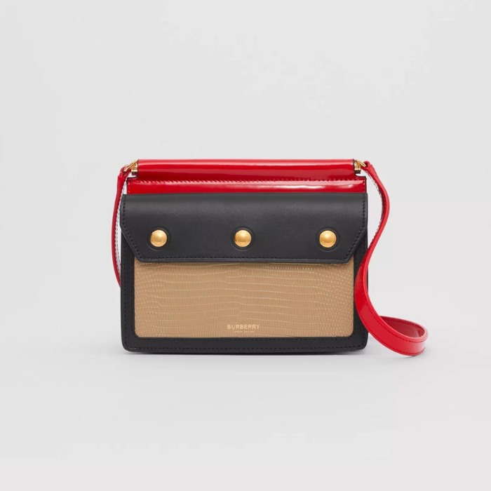유럽직배송 버버리 미니 숄더백 BURBERRY Mini Panelled Leather Title Bag with Pocket Detail 80219111