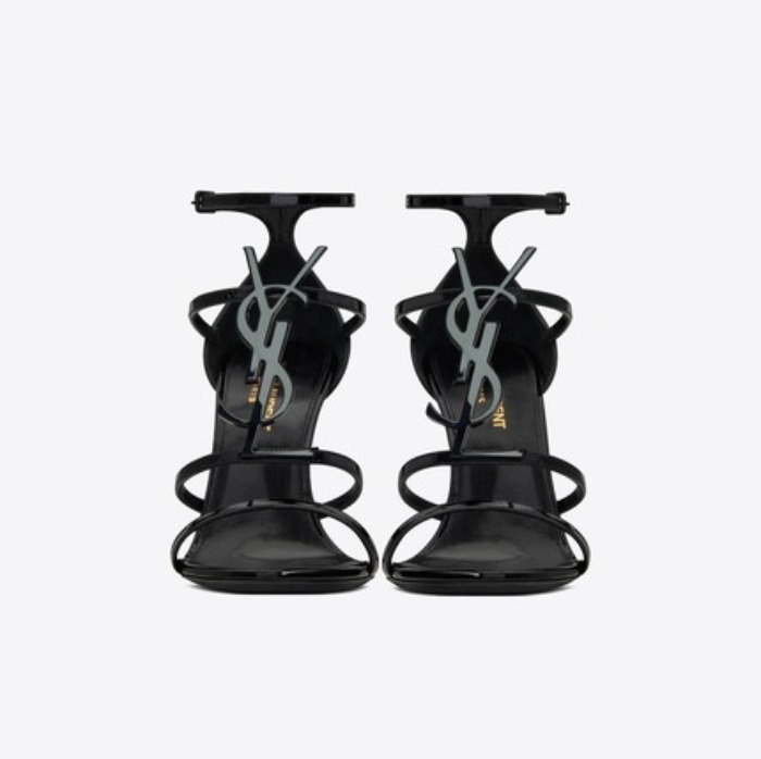 유럽직배송 입생로랑 SAINT LAURENT CASSANDRA sandals in patent leather with black logo 6301090NPVV1000