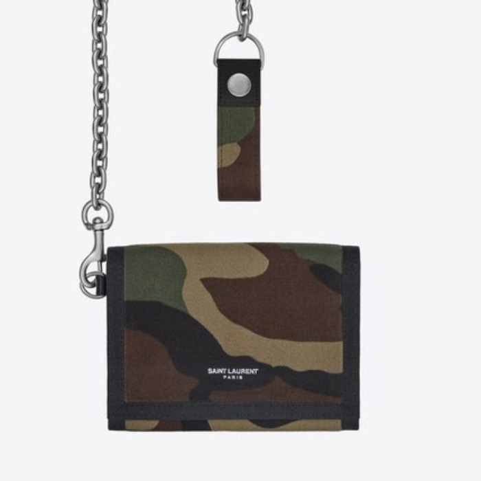 유럽직배송 입생로랑 SAINT LAURENT BUFFALO chain wallet in camouflage-print gabardine  586279GL0IE3066